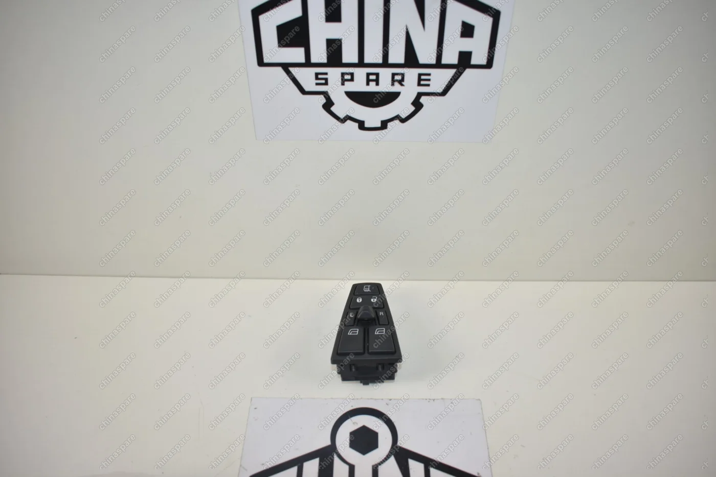 Блок управления стеклоподъемниками и замками двери Volvo FH12/16, FM9/12 117370