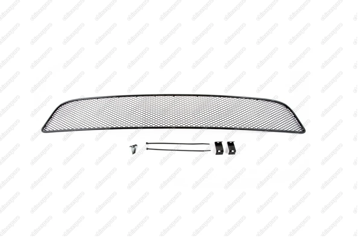 0139100515B Сетка на бампер внешняя для NISSAN Navara 2010->, черн., 15 мм