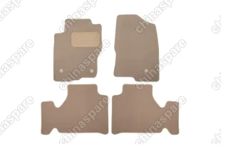 KLEVER04362222112kh Коврики в салон Klever Premium NISSAN Navara АКПП 2010->, пик., 4 шт. (текстиль, бежевые)