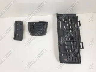 Накладки на педали (AT) Volkswagen MQB Tiguan/Passat / GOLF Skoda Octavia/Kodiaq/Karoq (Комплект)