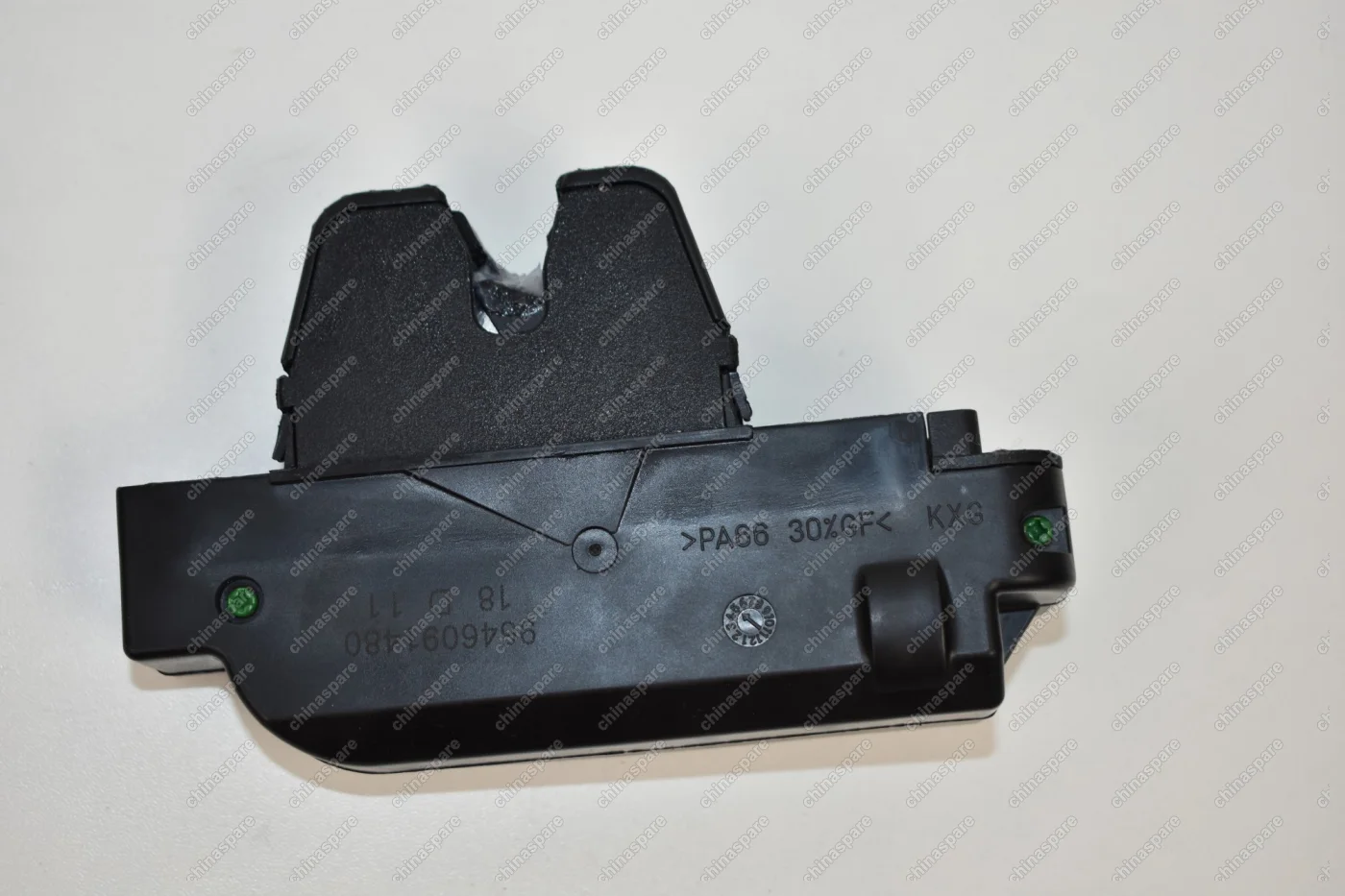 Замок крышки багажника Citroen Berlingo II, C4 II, C5 II / Peugeot 406 I, 408 I, 307 I, 508 I, 3008 I, 308 I