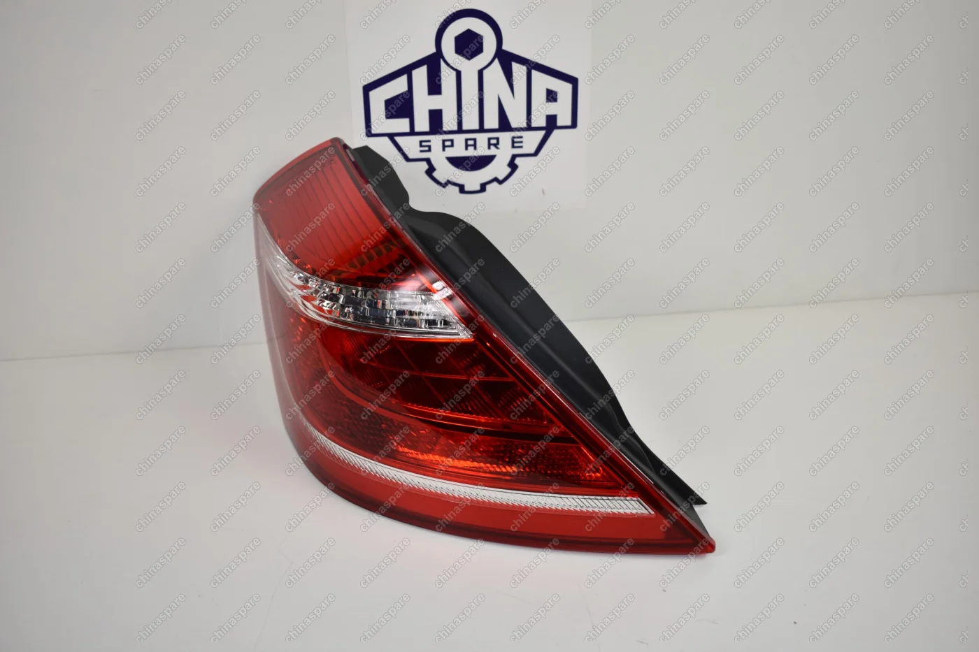 Фонарь задний левый Geely Emgrand 7 New