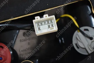 Фонарь задний правый FAW Besturn X80