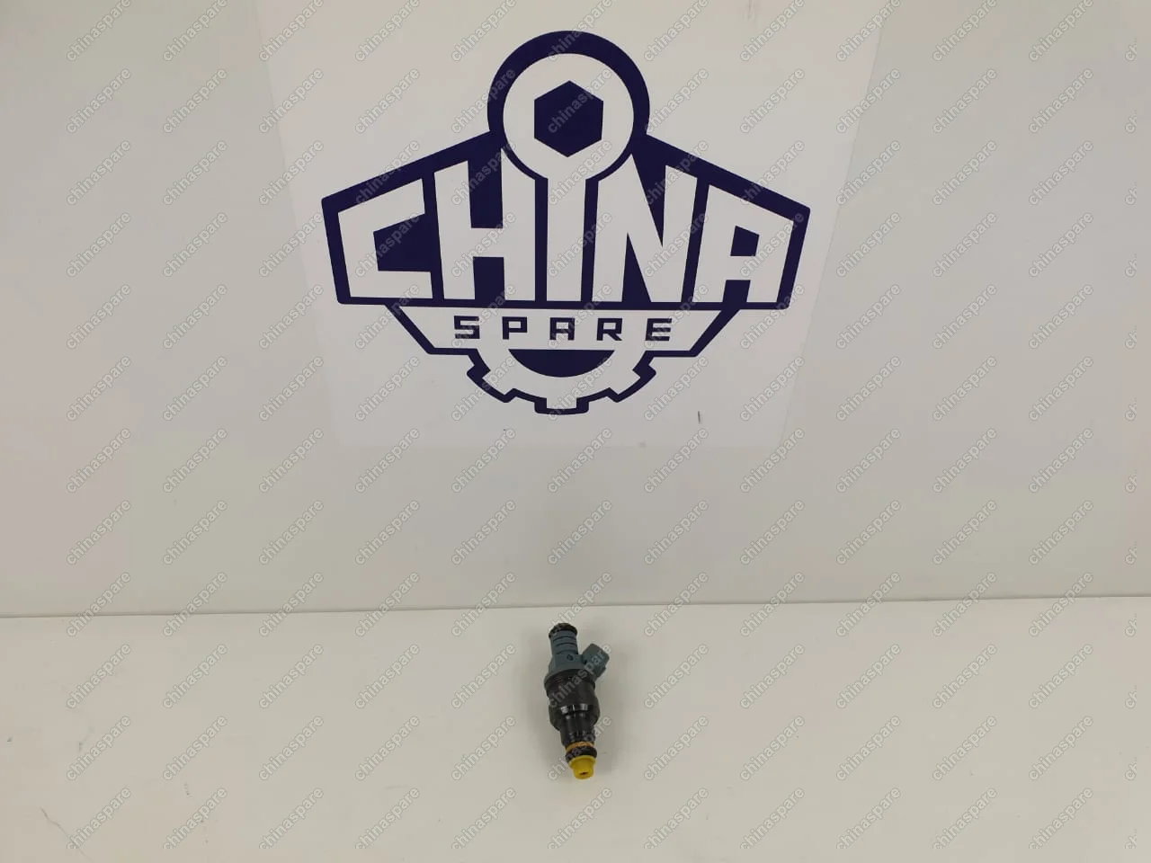 Форсунка топливная Volkswagen Golf V