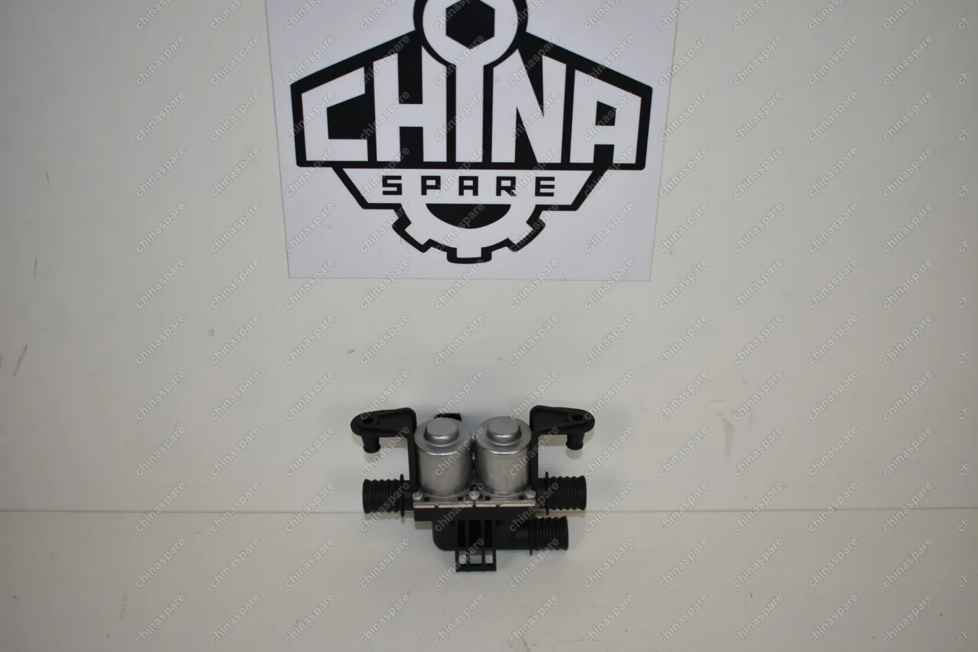 Клапан отопителя BMW 5 E60/E61, 6 E63/E64, 7 E65/E66, X5 E53 3.0D