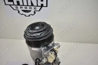 Компрессор кондиционера Mercedes C-Class W205