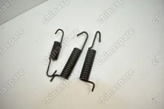 Распорка рычага стояночного тормоза правая Mitsubishi Pajero/Montero (91-06)