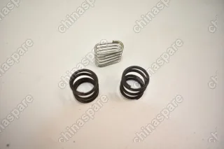 Распорка рычага стояночного тормоза правая Mitsubishi Pajero/Montero (91-06)