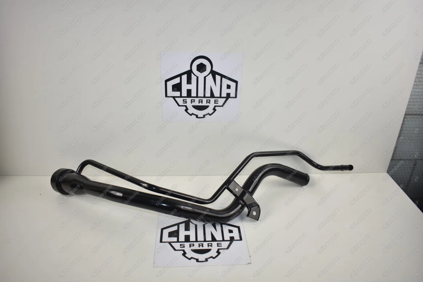 Горловина топливного бака Toyota RAV4 1994-2000 3D 5D