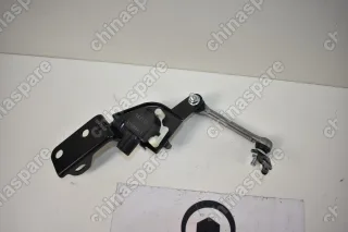 Датчик высоты передней подвески (дорожного просвета) в сборе Mitsubishi Pajero