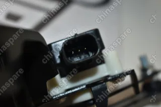 Датчик высоты передней подвески (дорожного просвета) в сборе Mitsubishi Pajero