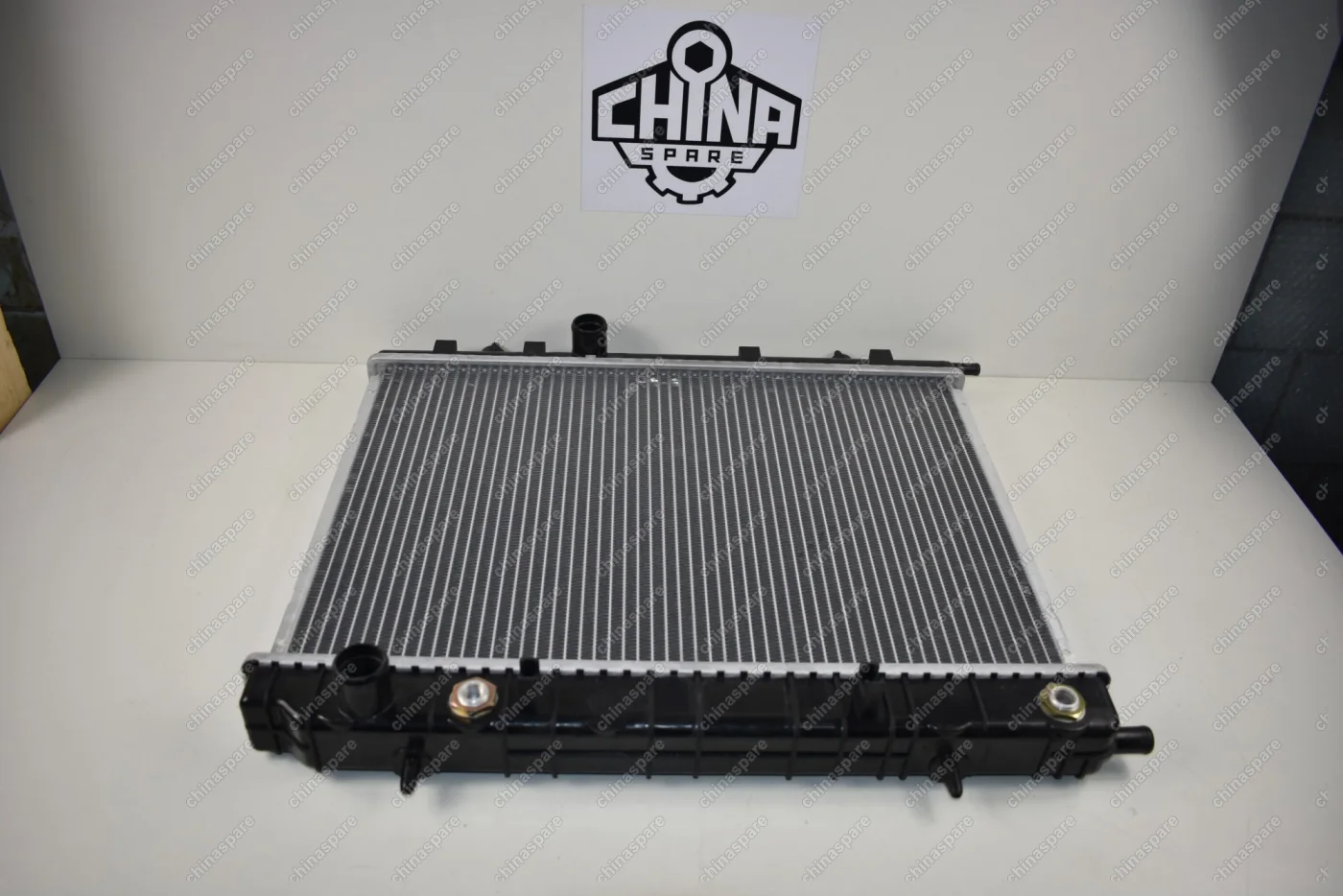 Радиатор охлаждения двигателя (АКПП) Dong Feng H30 Cross