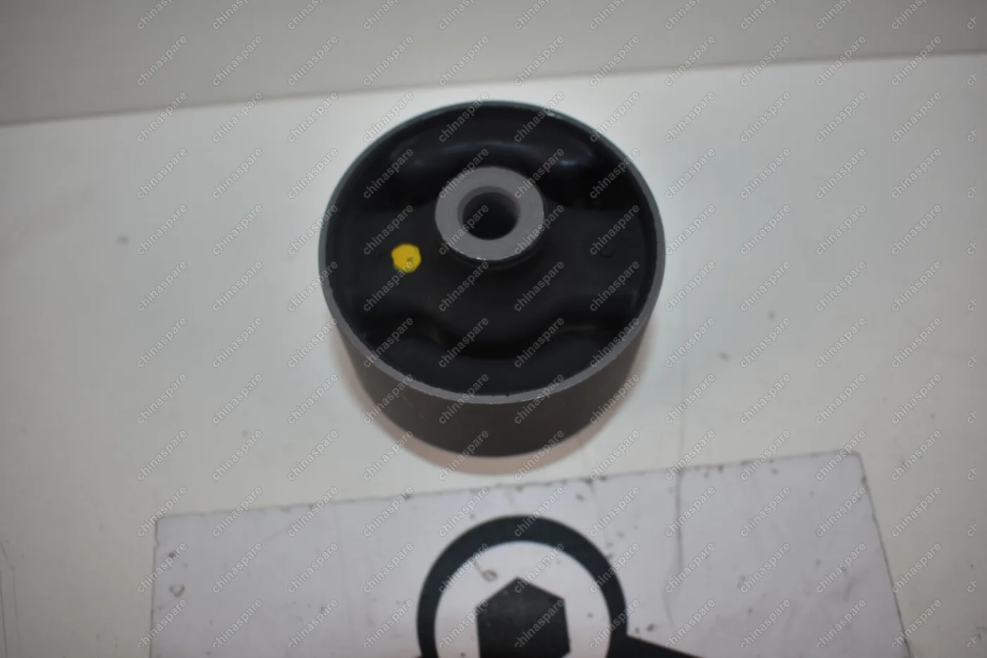 Сайлентблок заднего продольного рычага Chery Fora