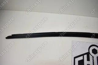 Молдинг лобового стекла правый Zotye T600