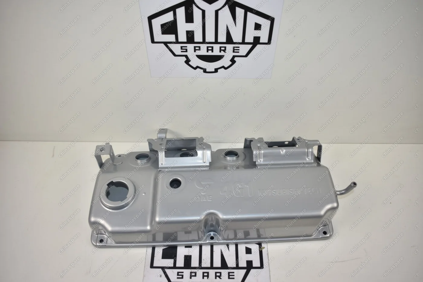 Крышка клапанная BYD F3 4G18