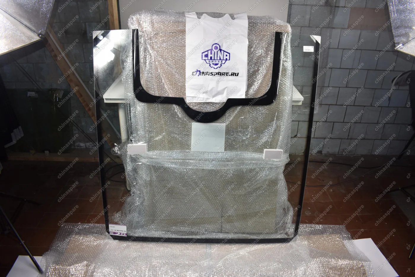 Стекло Ветровое Volvo BL61 / BL71 2003-2013 T3 (Триплекс / Без полосы)