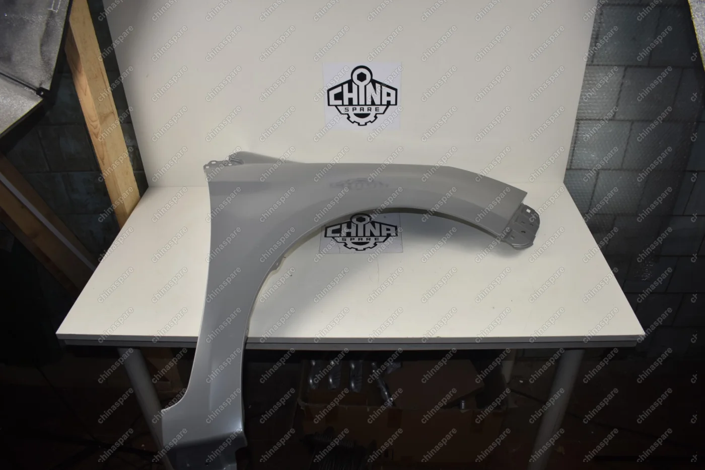 Крыло Переднее Lifan Celliya Правое (Уценка)