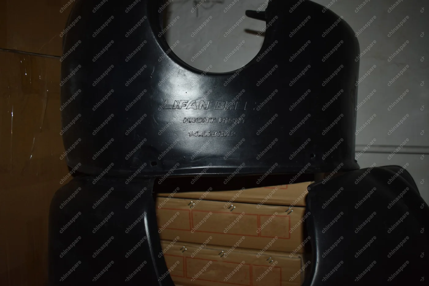 Локеры Lifan Breez Передние