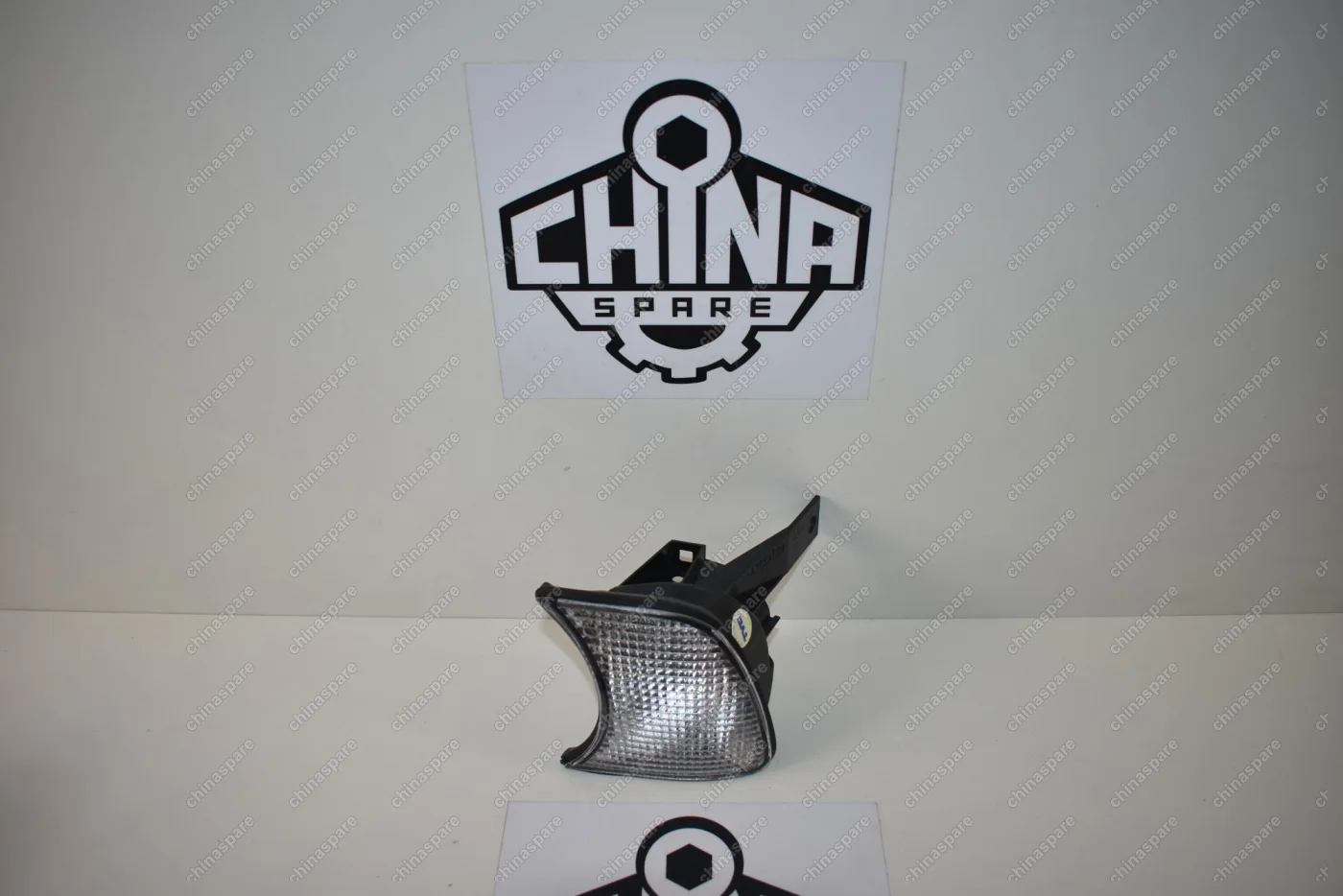 Указатель поворота Левый BMW E34 88-95