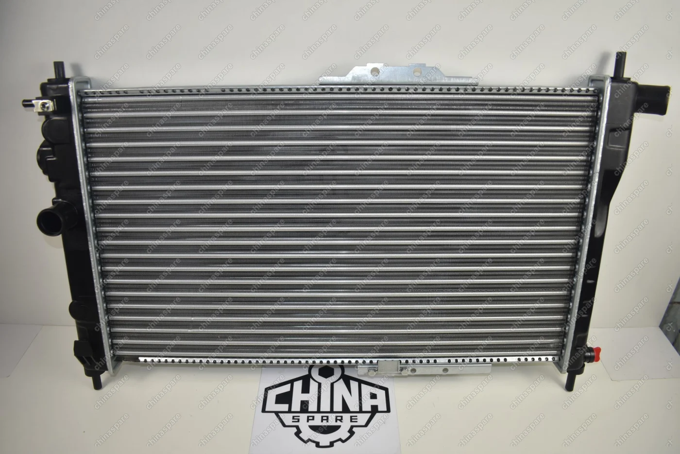 Радиатор охлаждения двигателя Daewoo Nexia, Ravon Nexia R3 16-