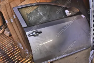 Дверь передняя Правая Geely МК (Уценка)