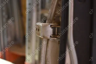 Дверь передняя Правая Geely МК (Уценка)