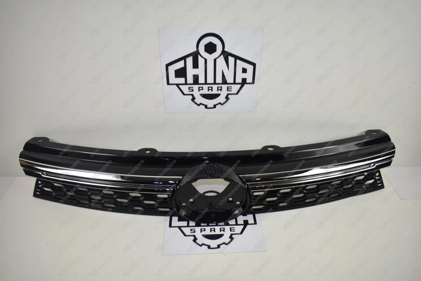 Облицовка радиатора Great Wall Hover M4