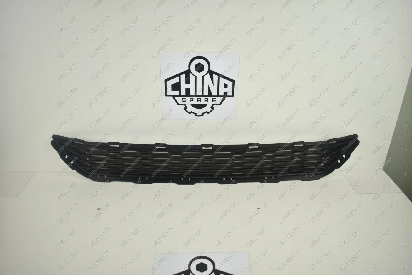 Решетка переднего бампера Dongfeng H30 Cross