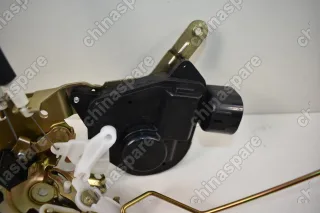 Замок двери передней правой Lifan X60