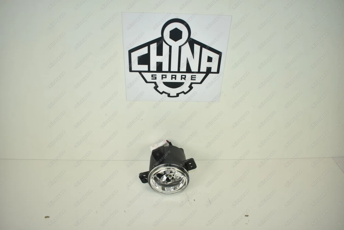 Фара противотуманная передняя Левая Changan CS35