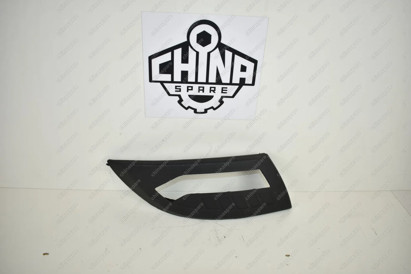 Решетка ПТФ Правая С ДХО Lifan Cebrium