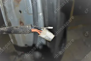 Дверь задняя правая в сборе Geely МК (Уценка)