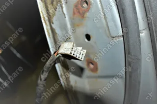 Дверь задняя правая в сборе Geely МК (Уценка)