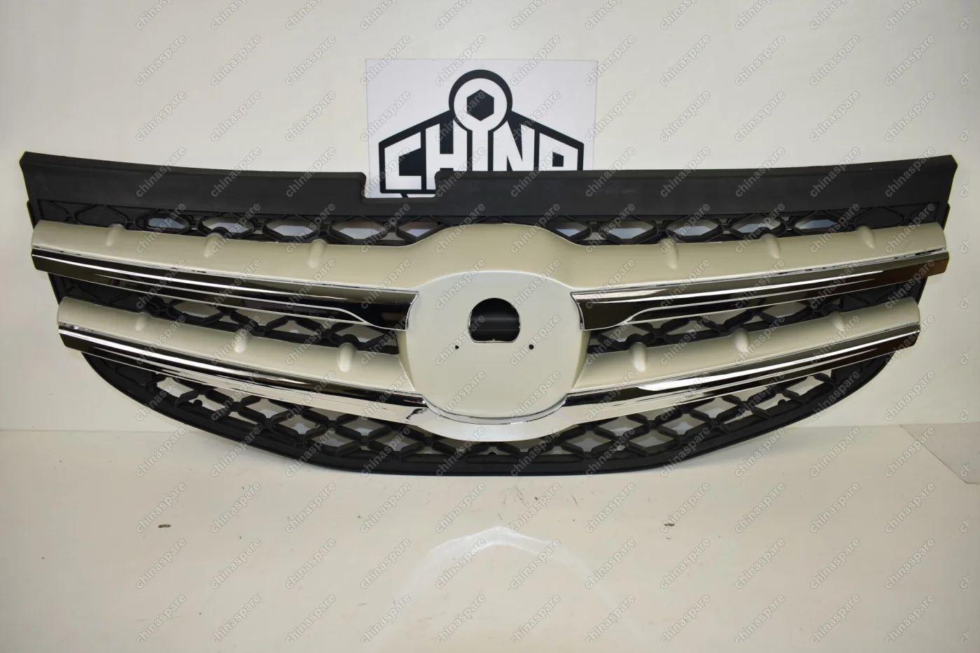 Облицовка радиатора Changan CS35