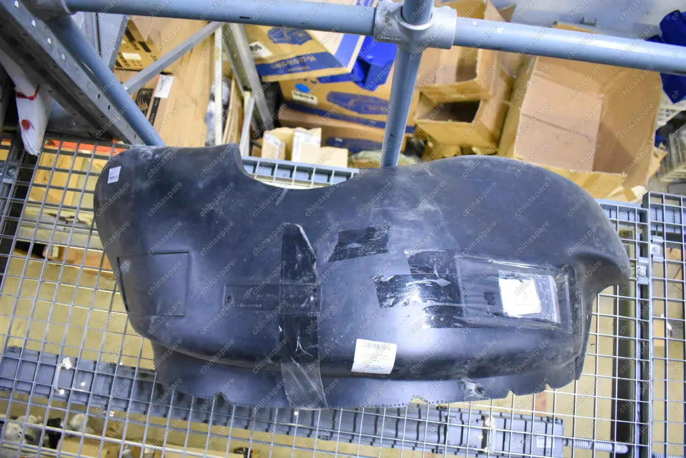 Подкрылок передний левый Mitsubishi Pajero IV 2006-