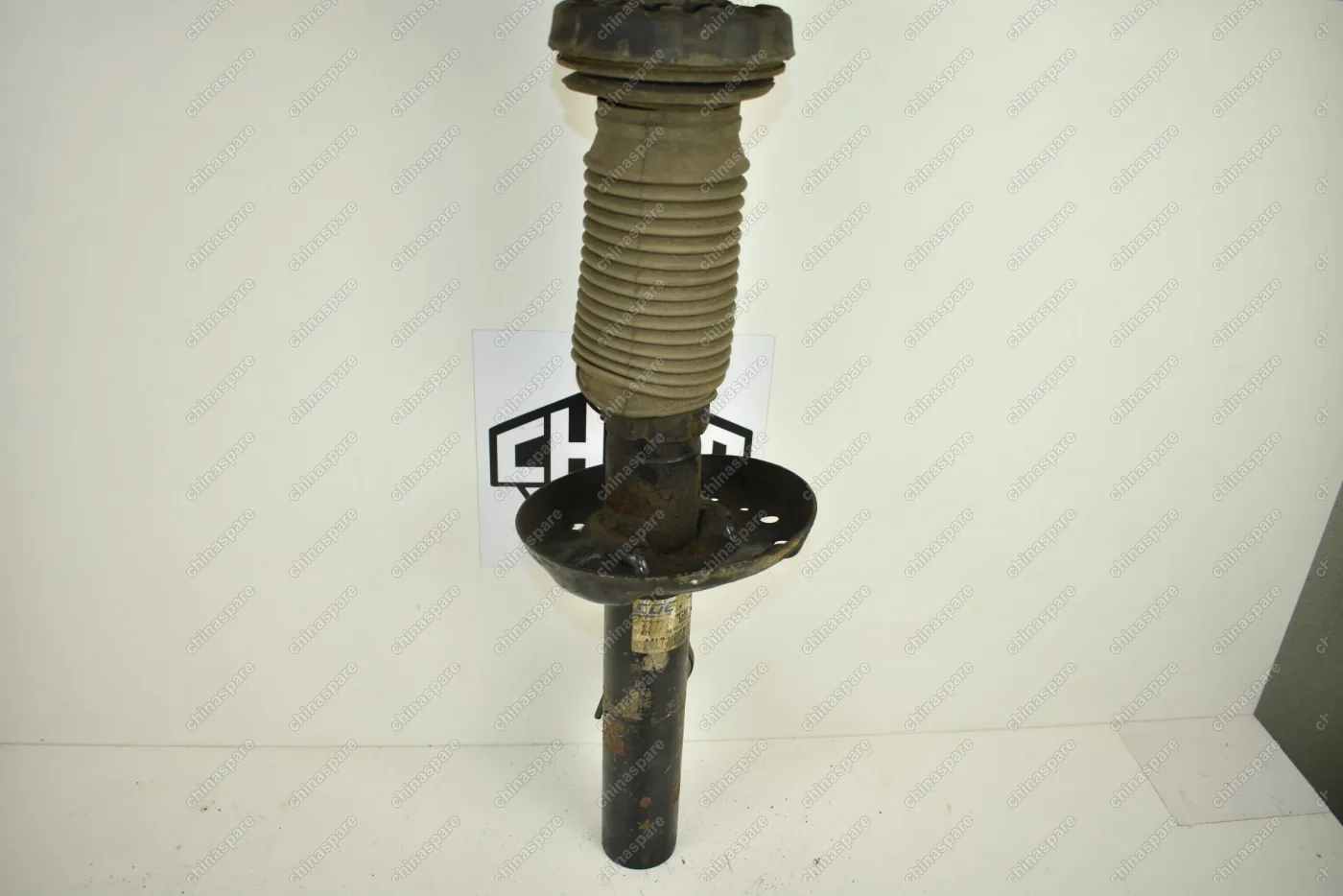 Амортизатор передний Правый Opel Insignia A (Уценка)