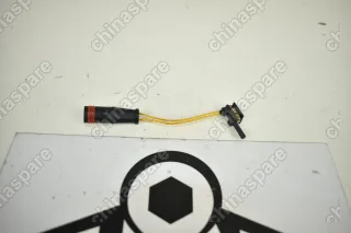 Датчик износа колодок Mercedes-Benz W203/W211/W220/R230