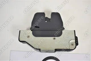 Замок багажника Changan CS35