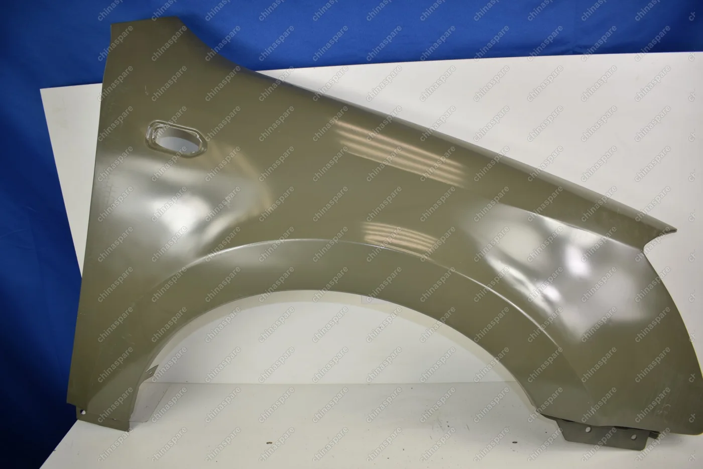 Крыло переднее Chery Fora Правое (Уценка)