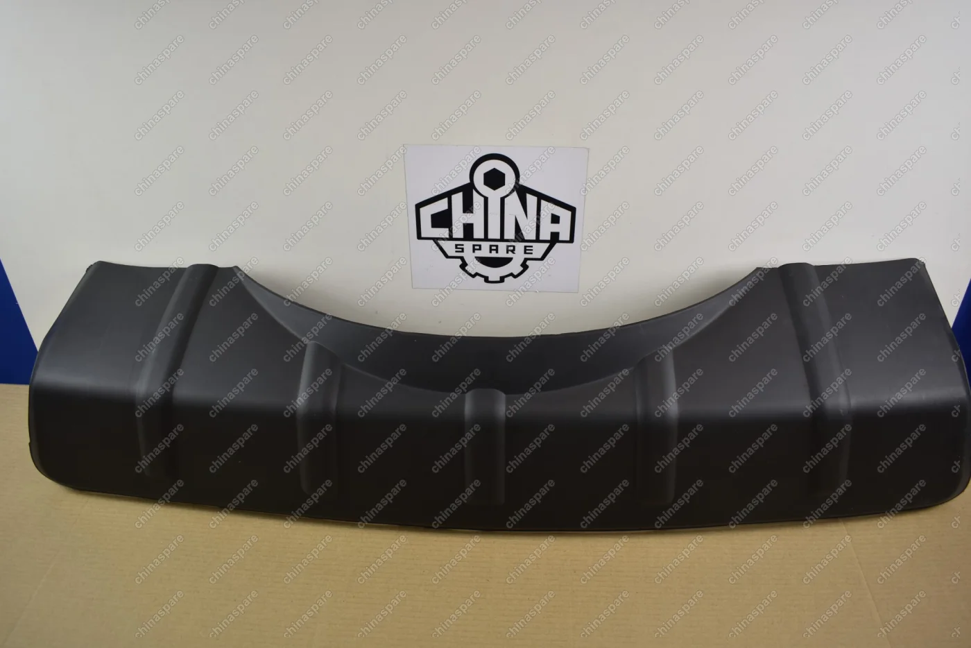 Накладка бампера заднего Geely Emgrand X7