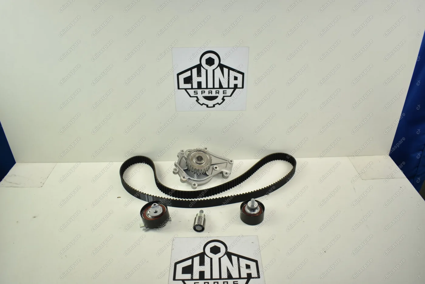 Комплект ГРМ Gates (с водяным насосом) Fora, Tiggo 1,6-2,0 / Tiggo 5 2,0