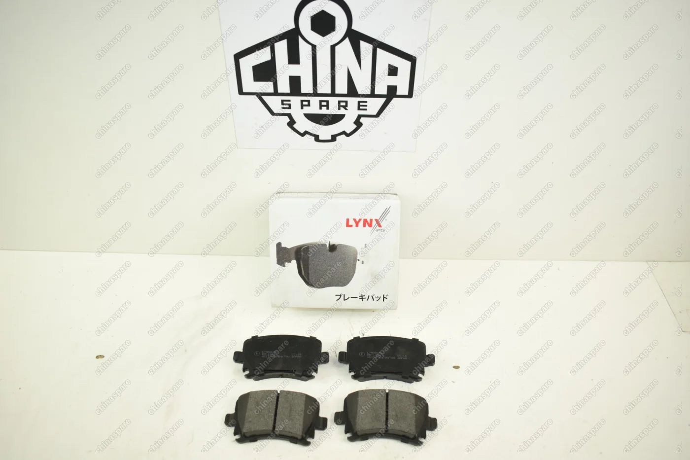 Колодки тормозные задние LYNXauto Audi A3 8P, A4 B6, A6 C6 / Skoda Octavia II, Superb II / Volkswagen Caddy III, Golf V, Jetta VI, Touran I