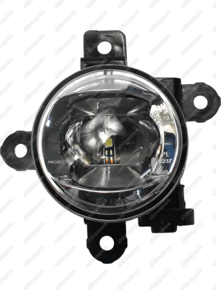 Фара противотуманная правая Haval F7